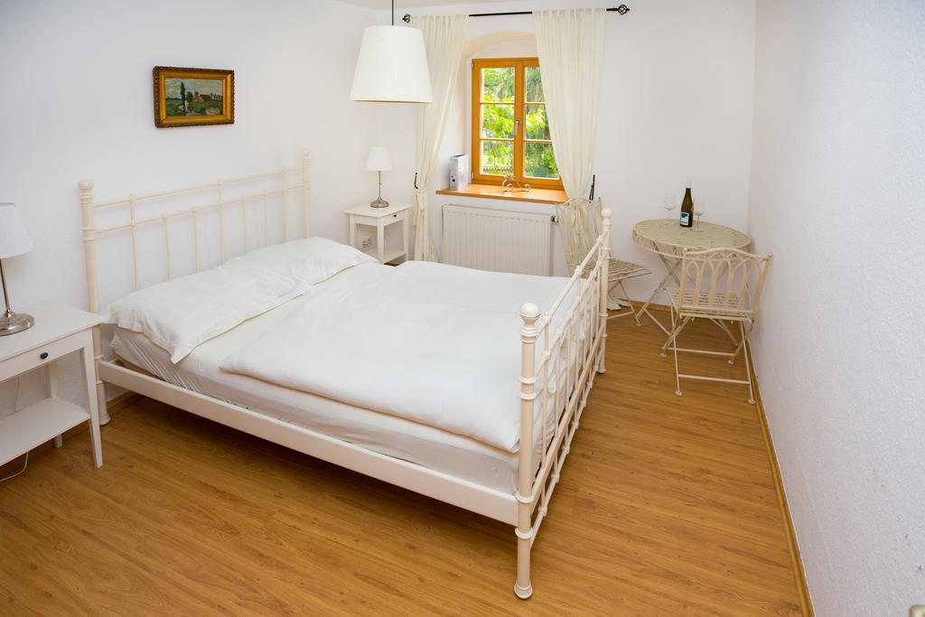 Ferienwohnung Weingut Mariaberg Meißen Exterior foto